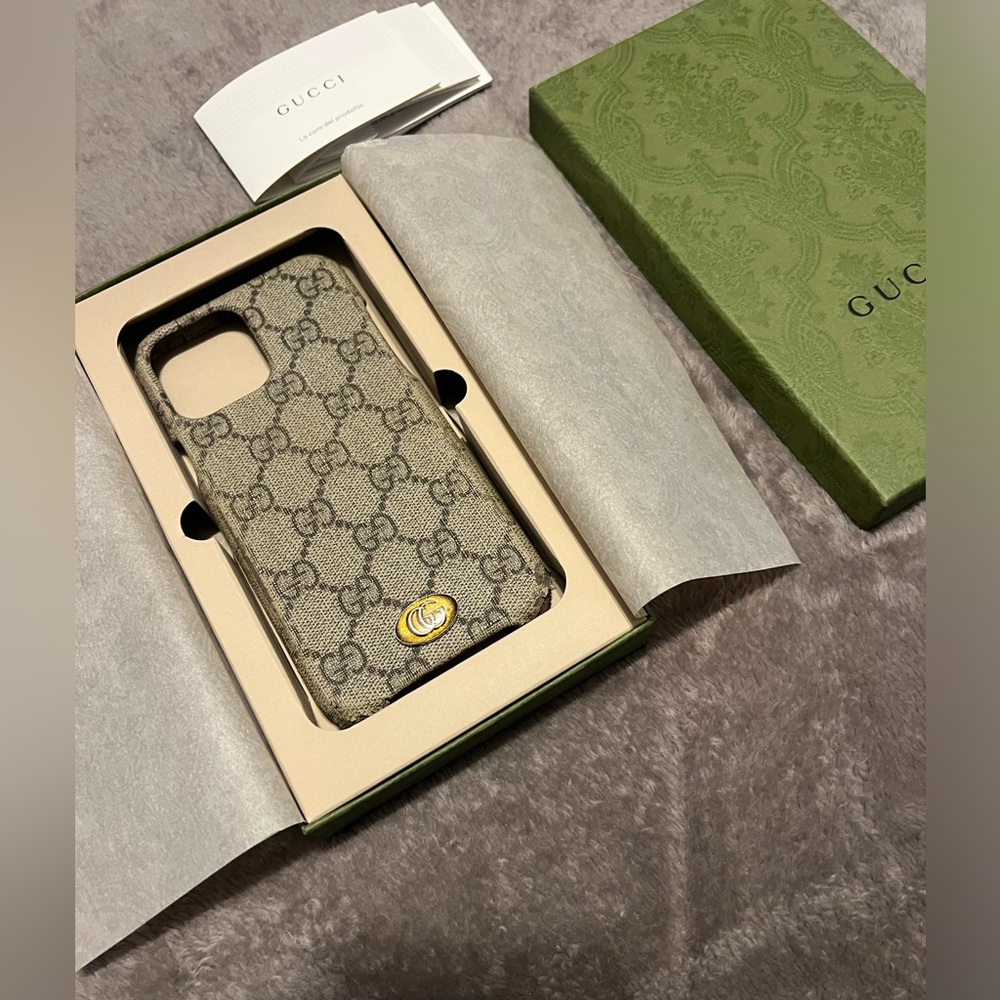AUTHENTIC GUCCI PHONE CASE (IPHONE 13 PRO MAX)
